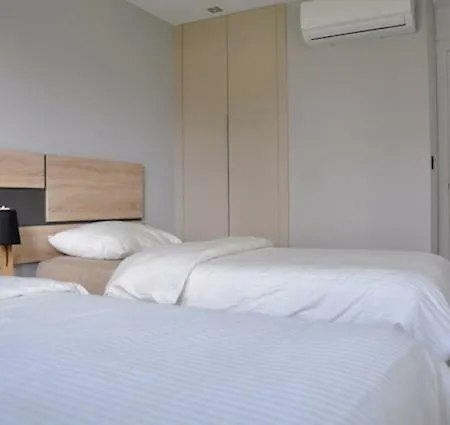 Apartament Oasis Beach X *